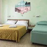 Nautilus Hotel