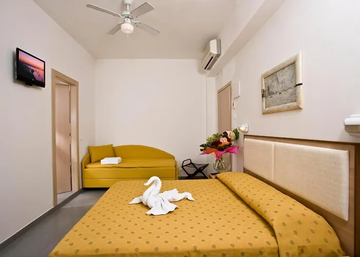 Otel Nautilus